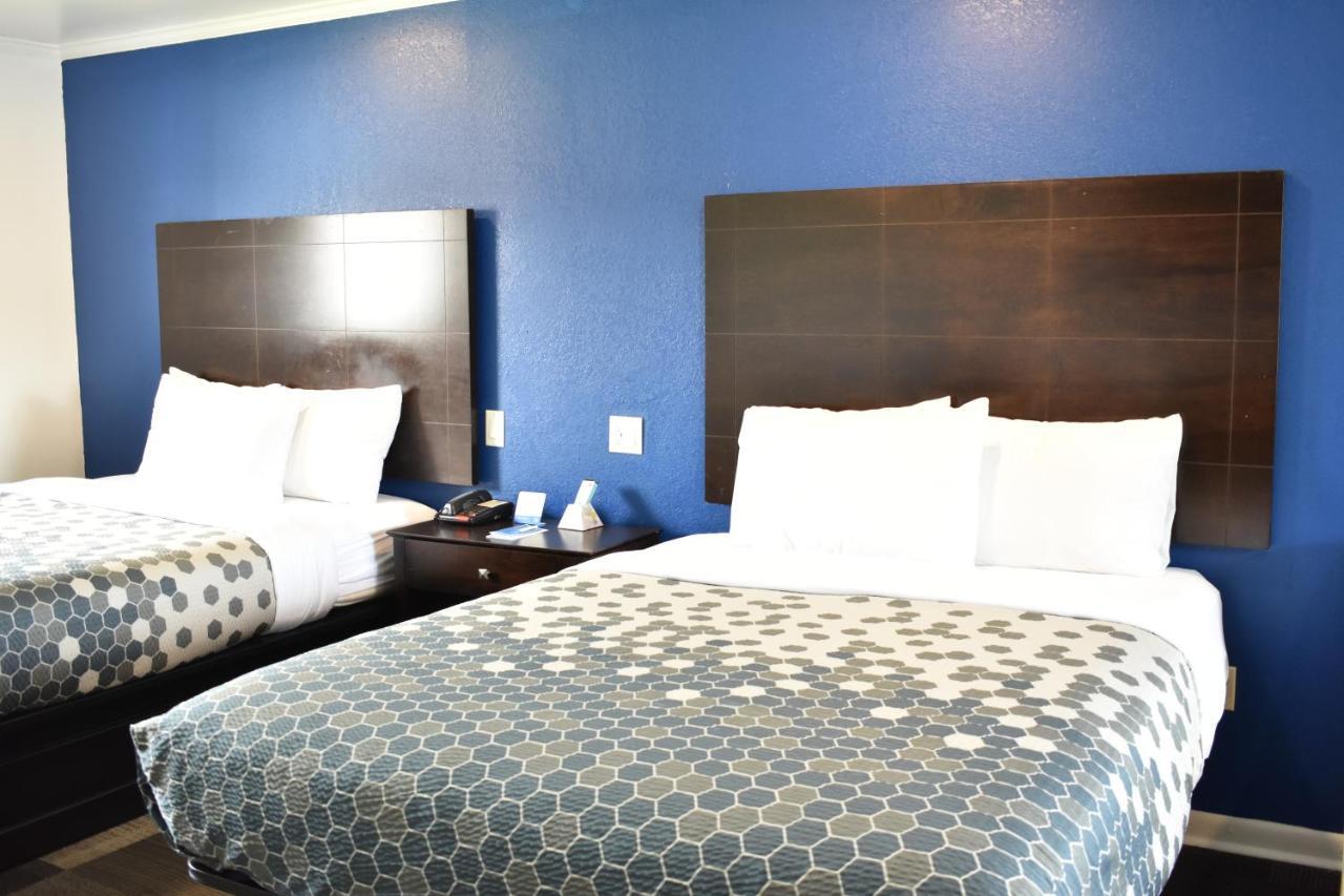 Rodeway Inn Swainsboro Esterno foto