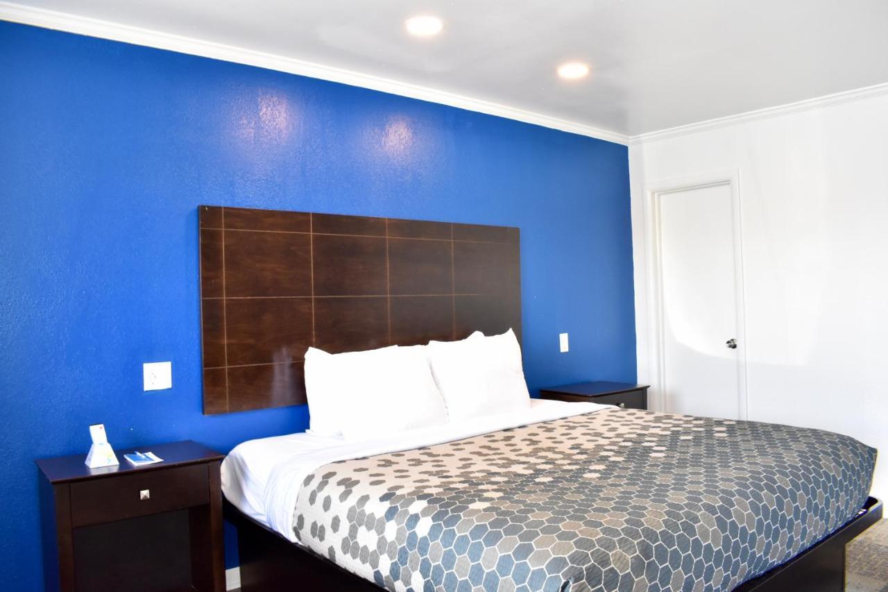 Rodeway Inn Swainsboro Esterno foto