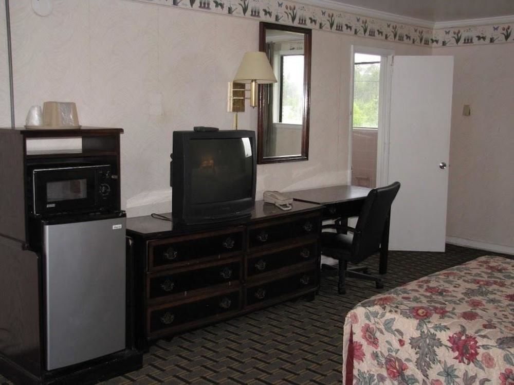 Rodeway Inn Swainsboro Esterno foto